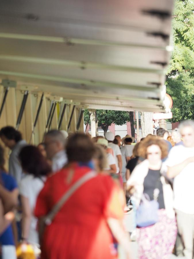 Apartamento Cruz Roja C Sevilla Eksteriør billede